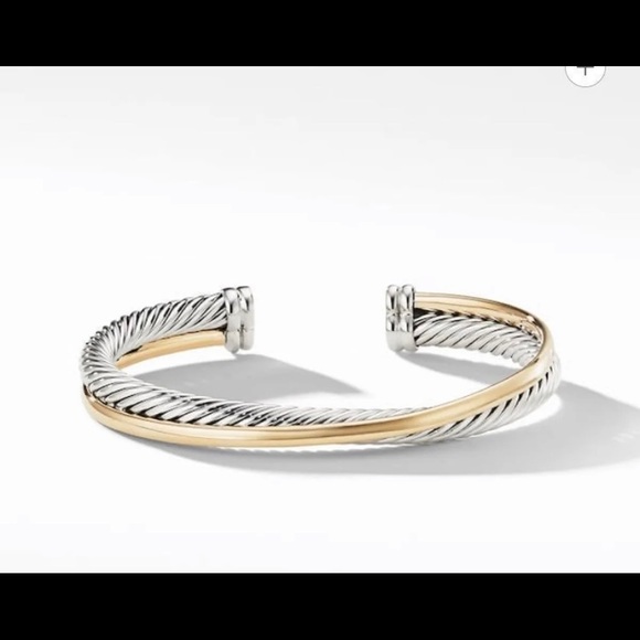 DAVID YURMAN The Crossover Cuff - Picture 2 of 9